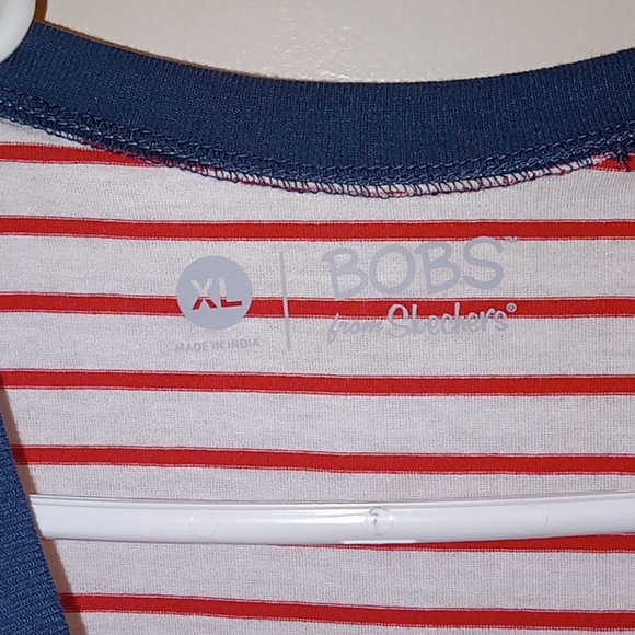 BOB'S SKECHERS SHIRT 👚 - Picture 4 of 6